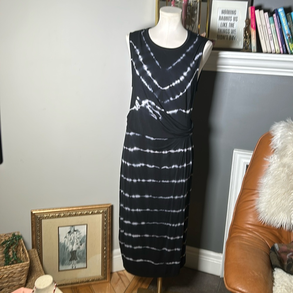 Neutral Tiedye Dress with Knot